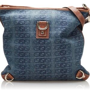 Stunning Gucci denim D ring handbag very good condition